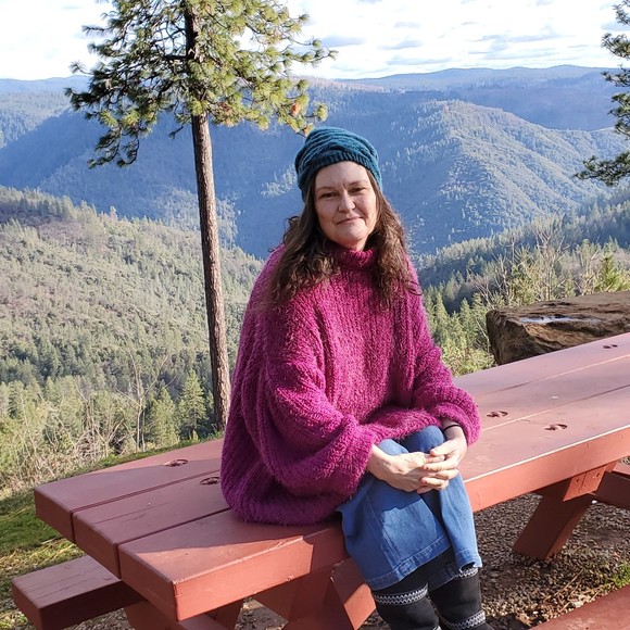 Meet your Posher, Deena - Picture 1 of 1